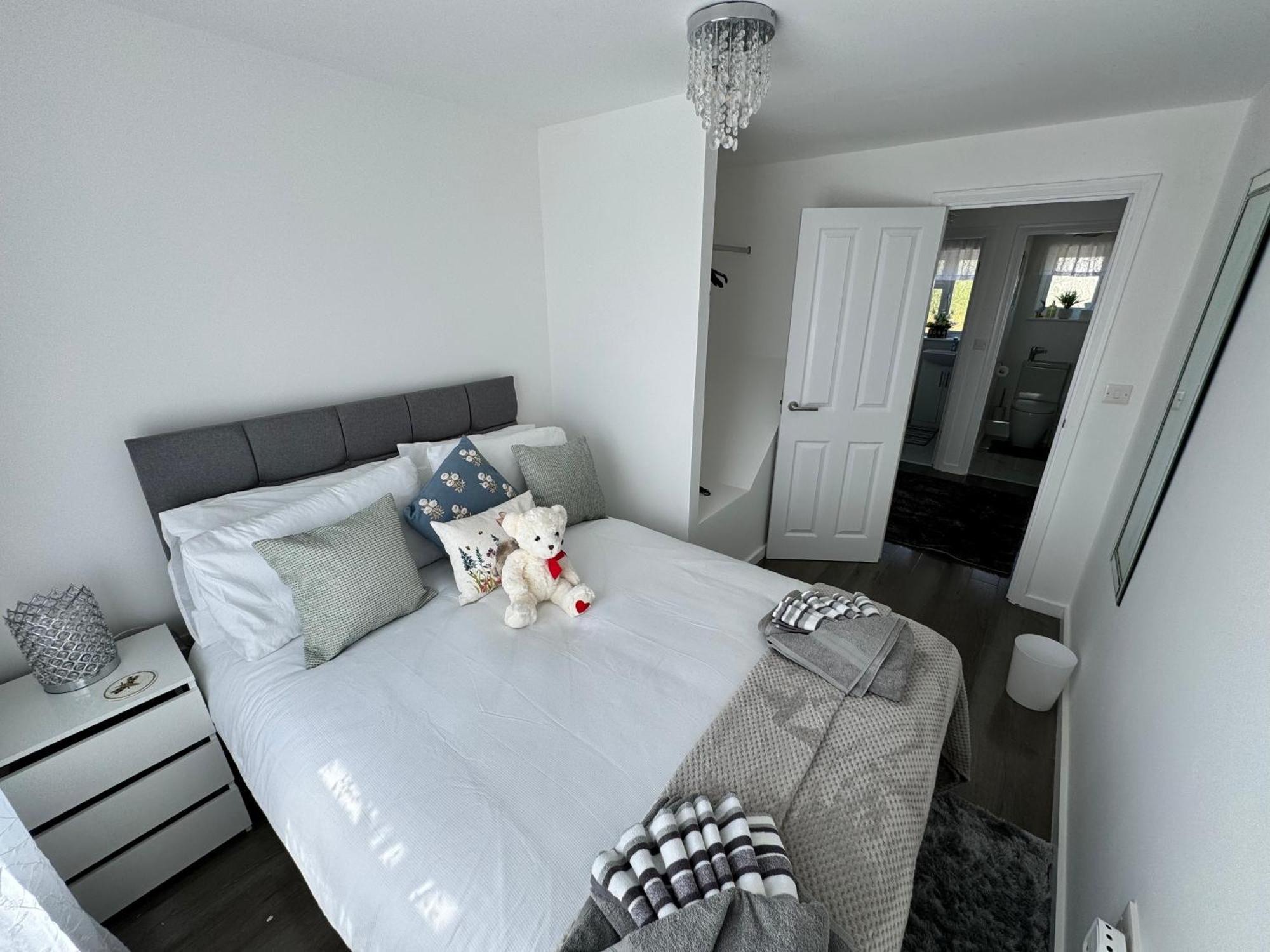 Modern 3-Bed Hideaway Near Westgate With Parking Villa Canterbury Dış mekan fotoğraf