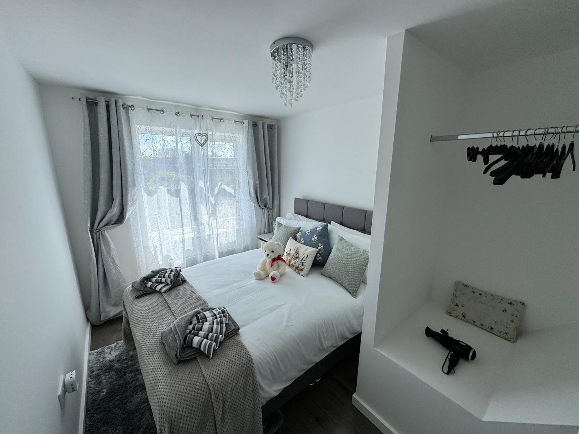 Modern 3-Bed Hideaway Near Westgate With Parking Villa Canterbury Dış mekan fotoğraf